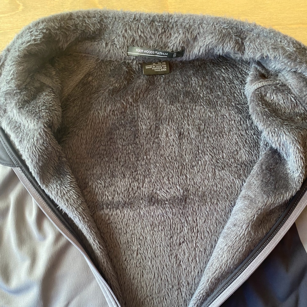 Men's Gray Softshell Jacket - Picture 2 of 3